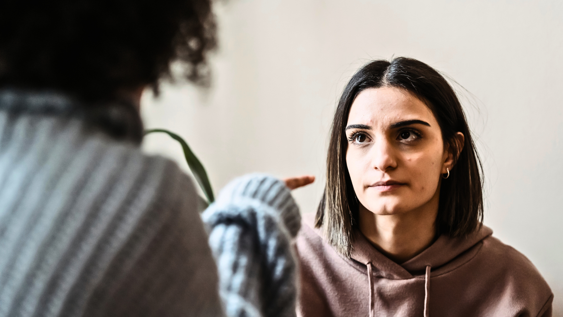 „Wir müssen reden.“ So durchbrichst du destruktive Muster in Konflikten