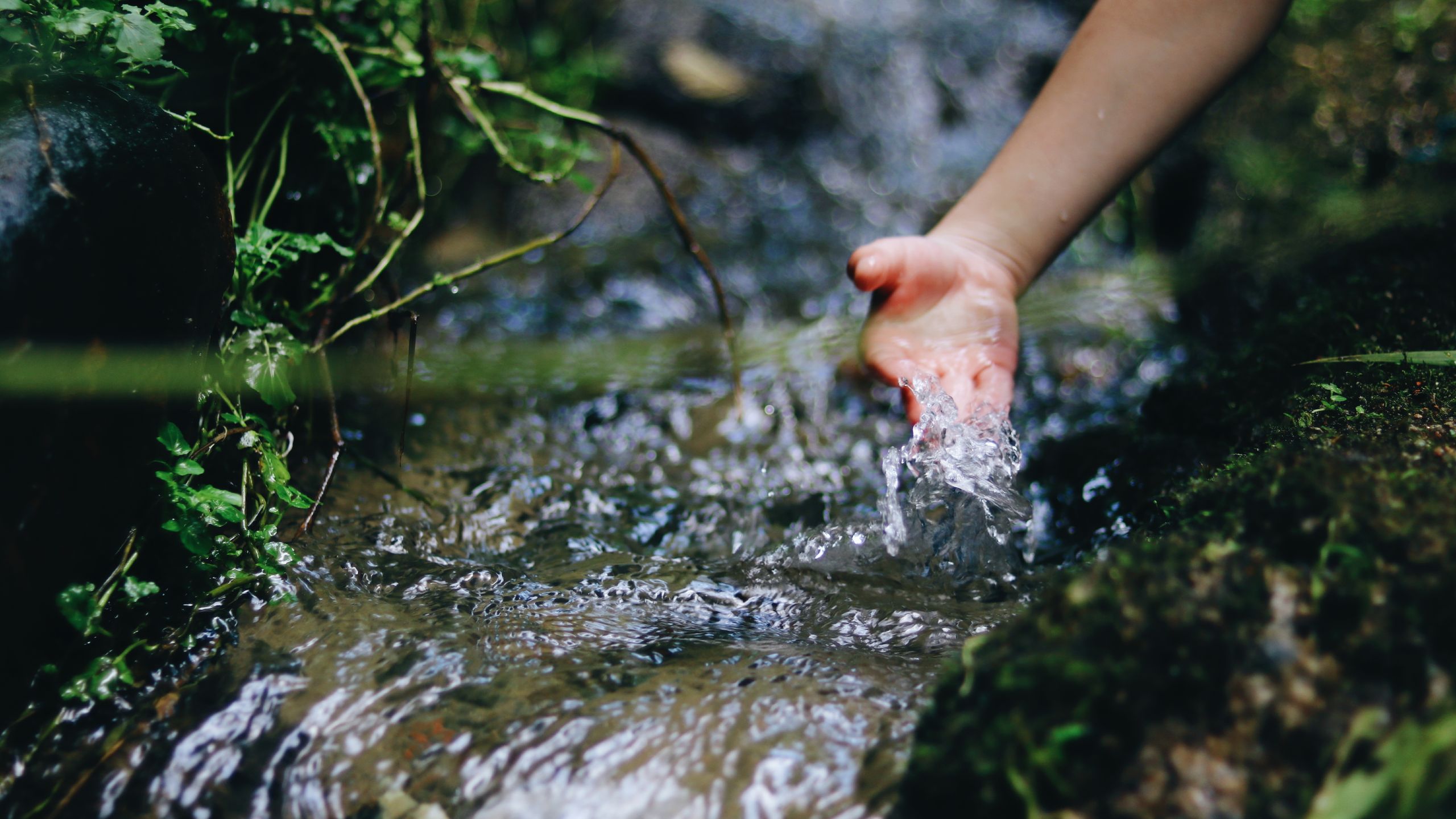 Wasser - der Fluss deiner Gefuehle